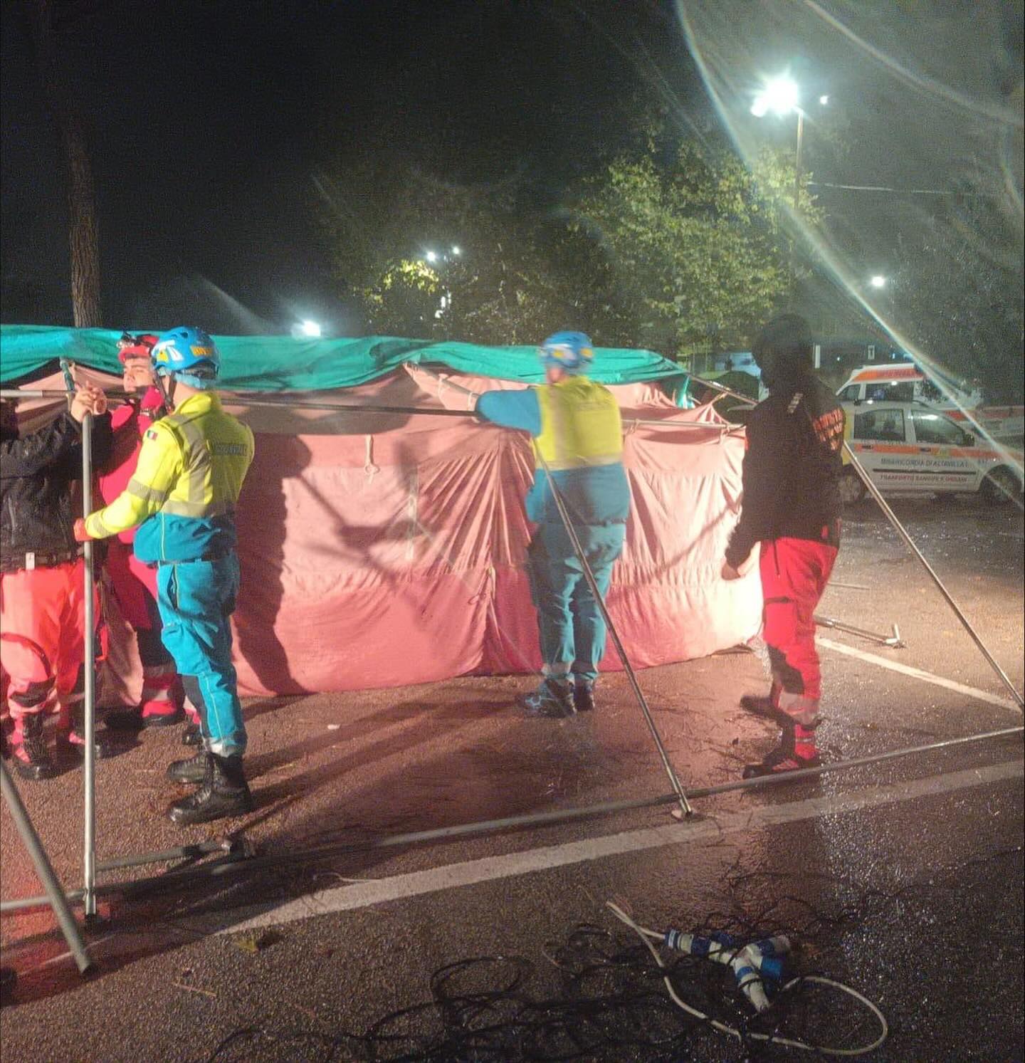 Nucleo Protezione Civile a Montefredane dopo il Terremoto